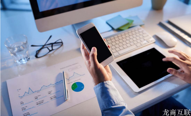 网站建设公司谈微博是企业官方网站的终结者